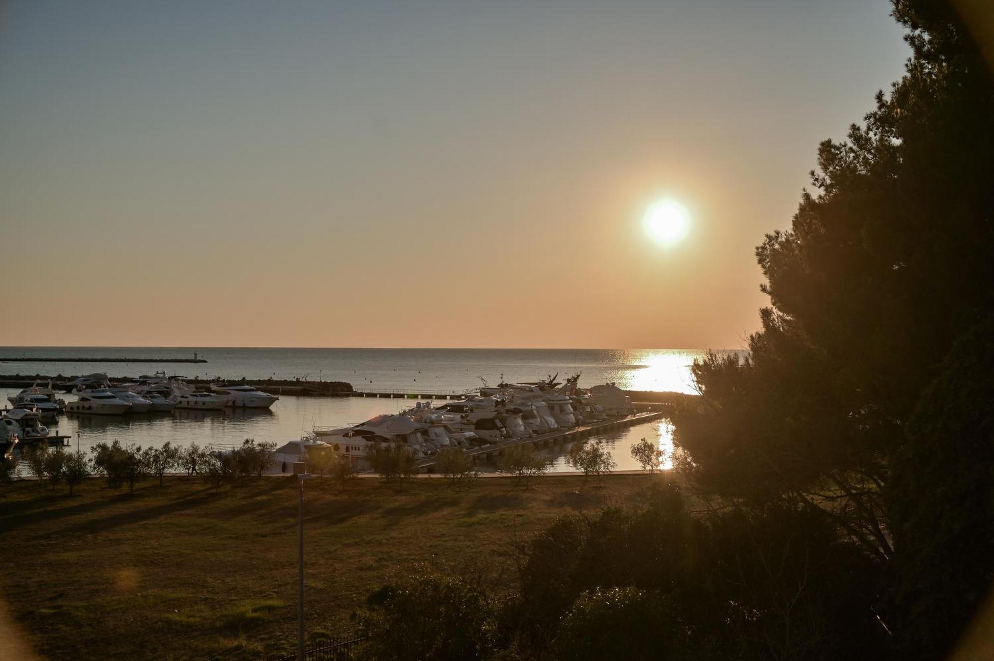 Palazzo Rainis Hotel & Spa - Small Luxury Hotel - Adults Only Novigrad Istria Extérieur photo